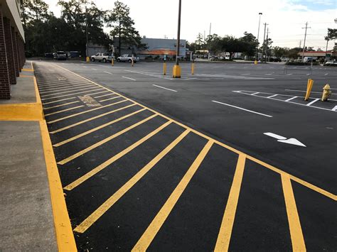 🔸Commercial Parking Lot Striping - NATIONWIDE!