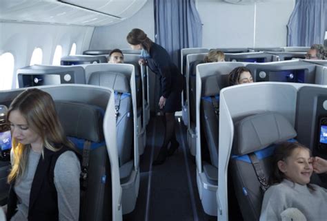 Servicios a Bordo y Asientos | Air Europa