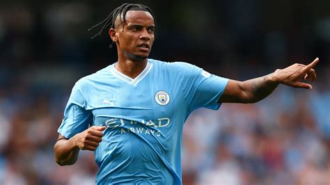 "Was für ein Transfer!": Pep Guardiola schwärmt von Ex-BVB-Star Manuel ...