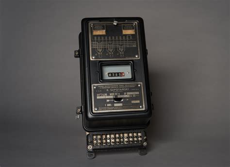 Licznik energii elektrycznej prądu przemiennego, trójfazowego K ...