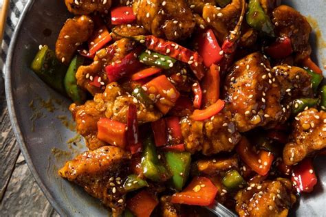 Hunan Chicken vs Szechuan Chicken (Comparison in 2025)