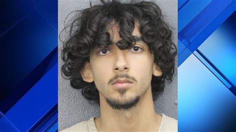 Pembroke Pines man gave children Roblox ‘Robux’ to expose themselves ...