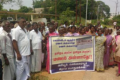 Karur, Tiruchy farmers ask collectors to stop sand mining