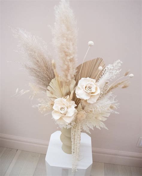 Unique Dried Flower Arrangements