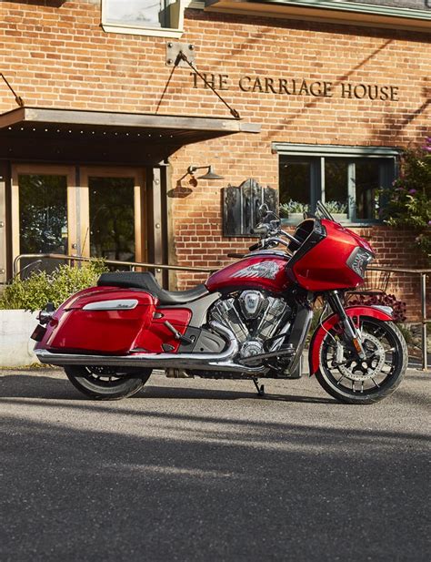 Indian Challenger Limited with 112 Package | Indian® Motorcycle - IN