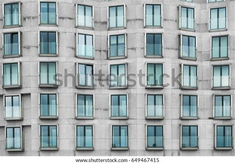 Irregular Building 的图像结果