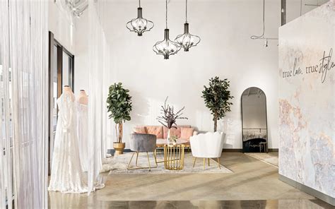 Charm and Comfort: Rustic Wedding Dresses for Your Country-Inspired ...