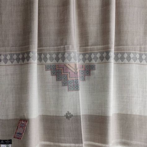 Hand Woven Pure Merino Wool Kullu Shawl – Bhuttico Shawls