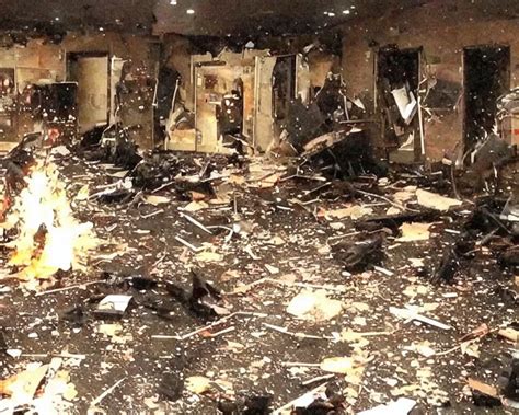 Hall Exploding 的图像结果