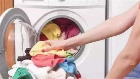 梦见洗衣服是什么预兆,女人梦到洗衣服预示着什么 - 泡泡经验