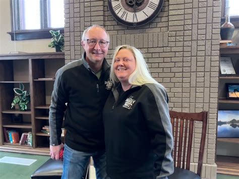 Piggy BBQ of Thief River Falls - Advance Thief River