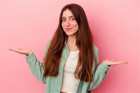 Doubting and shrugging shoulders in questioning gesture | Premium Photo