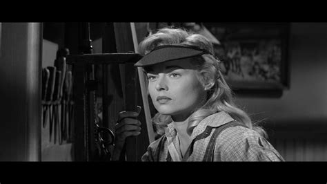 Актриса Ева Брент — Actress Eve Brent