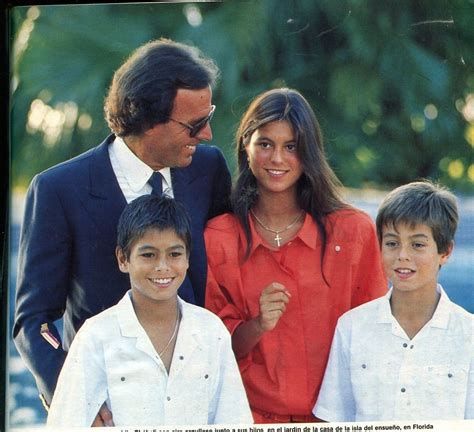 Julio Iglesias married Miranda Rijnsburger in 2010 and Enrique Iglesias ...