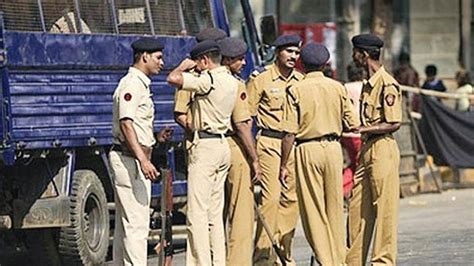 Kerala Police bust film piracy racket, five members arrested | Regional ...