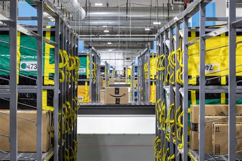 Amazon Delivery Station