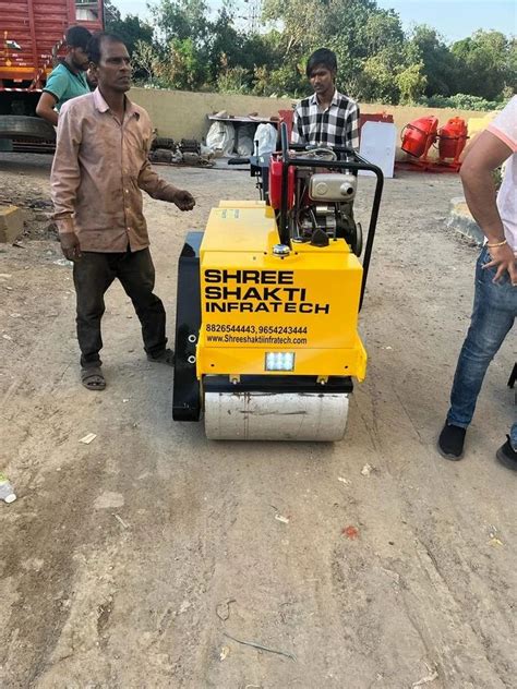 Pull Behind Roller Compactor 的图像结果