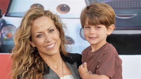 Meet Sheryl Crow's son Wyatt Steven Crow: Age, Height, Father - Net ...