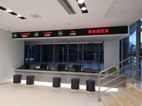 广州公安出入境智慧办证大厅启用 从预约到发证一站自助搞定_南方网