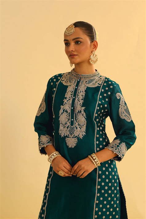 Aabish - Embroidered Emerald Green Kurta With Dhoti | Sheetal Batra