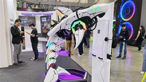 Cooler Master ha fatto un PC a forma di squalo e lo potete comprare ...