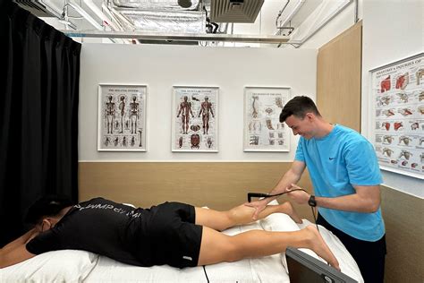 Achilles Tendon Rupture Treatment in Singapore