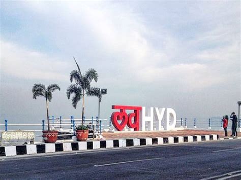 Necklace road to be renamed as 'PV Gnana Marg': CM KCR