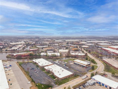 13750-13772 Shoreline Dr, Earth City, MO 63045 - Shoreline Service Park ...