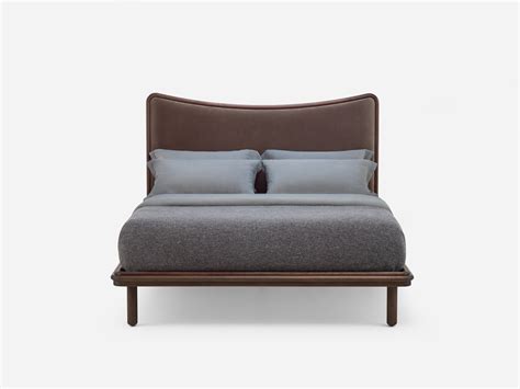 Carlton Bed – De La Espada | Papillon Interiors UK