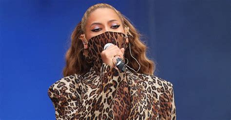 Beyoncé må aldrig nogensinde stoppe med at rappe, som hun gør på ...