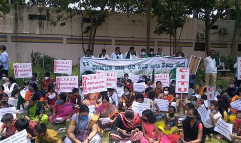 Karnataka: ‘Thaalis Banged’ on Sixth Day of KSRTC Workers Strike ...