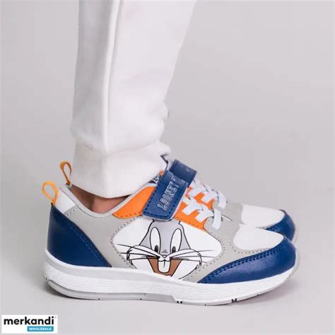 Stock shoes kids looney tunes - Italy, New - The wholesale platform ...