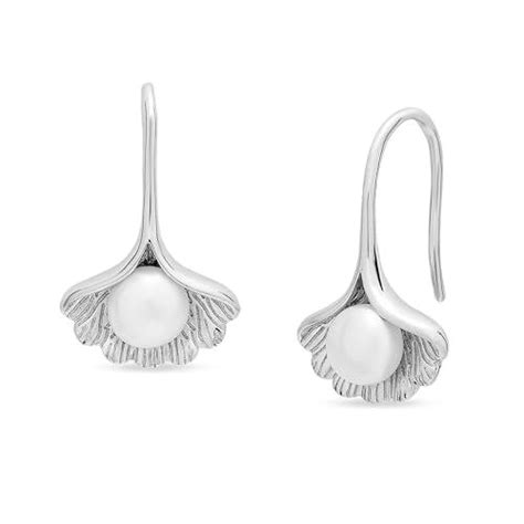5 designer pearl earrings for women on Amazon to pair with every outfit