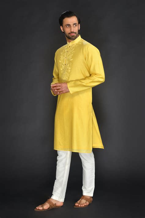 Sammohan – White Maison de Couture