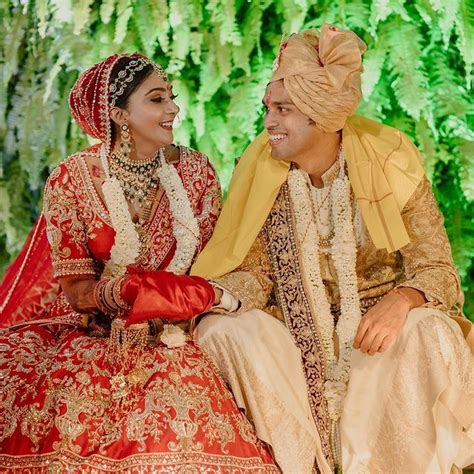 Natasha Doshi : సీక్రెట్ గా హీరోయిన్ పెళ్లి.. నెల తర్వాత ఫొటోలు వైరల్ ...