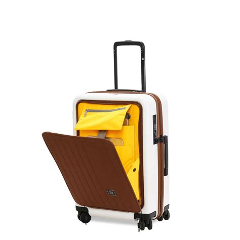 EUME: Innovative Accessories for Travelers | About Us