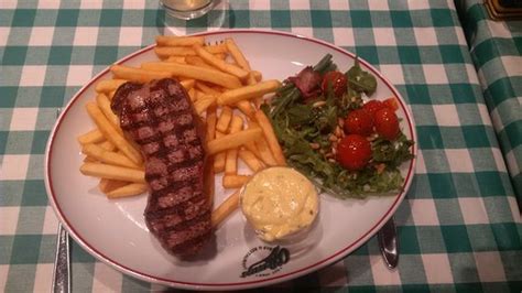 Beer is ok and quick, but skip the salad! - Reviews, Photos - O'Learys ...