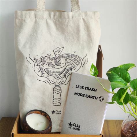 Simple & Minimal Eco Gift Hamper - Tote - Coco Candle - Notebook – Clan ...