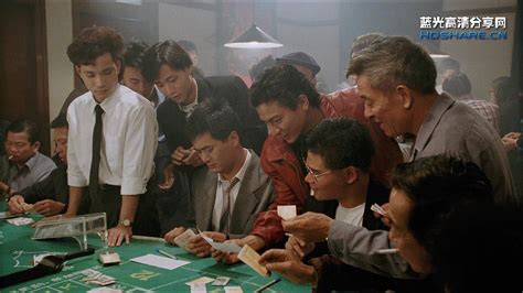 【赌神2】赌神最擅长玩心理战，而且有很多帮手，自带BGM的男人，怎么可能不赢。_哔哩哔哩 (゜-゜)つロ 干杯~-bilibili