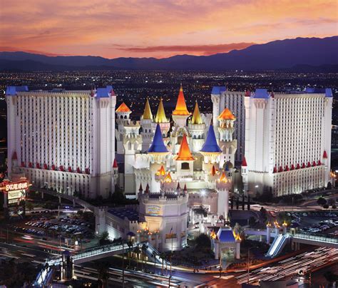 Excalibur Food Court at Excalibur | Photos, Reviews and Information