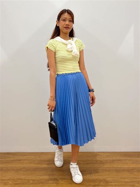 Check styling ideas for「Ribbed Striped Frill Sleeve Cropped T-Shirt ...