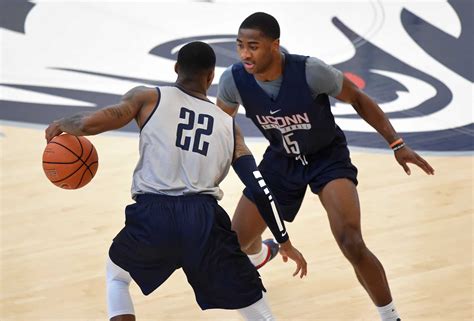 One-on-One Drills to Improve Individual Skills in Basketball ...