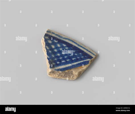 Scherf Majolica with decoration in blue, anonymous, 1500 - 1699 Majolic screen. Northern ...