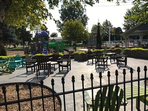 CEDARLANE RV RESORT (Port Clinton, Ohio) - Campground Reviews & Photos ...