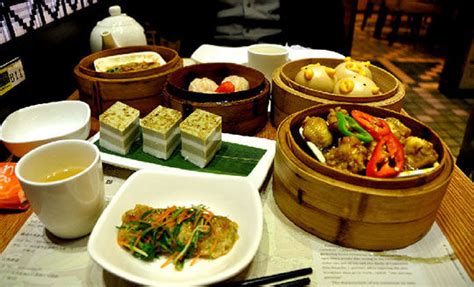 在舌尖上品味中国第一美食文化古镇：三河镇_旅游_环球网
