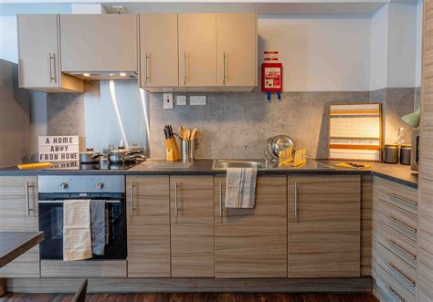 Silver En Suite Deluxe Arkwright House | Bradford | iQ Student ...