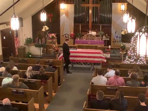 Leslie Berry Obituary November 20, 2021 - Roy-Hetland Funeral Home