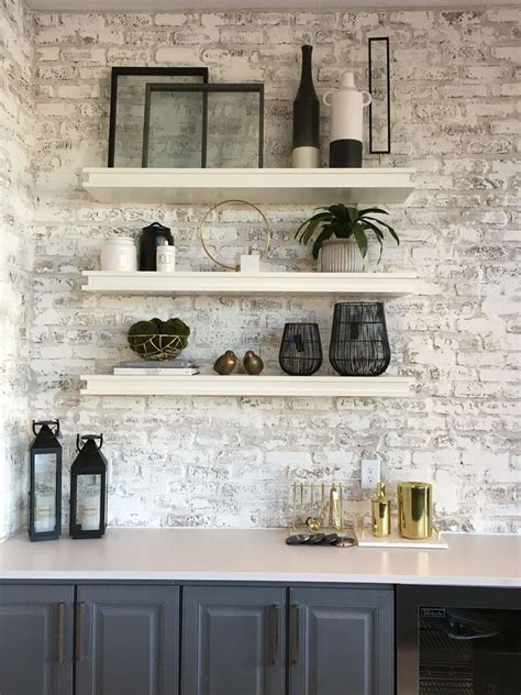 White brick accent wall – Artofit