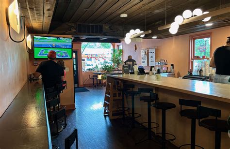 Joya's review: Cozy vibes, seriously good food in Worthington - Axios ...