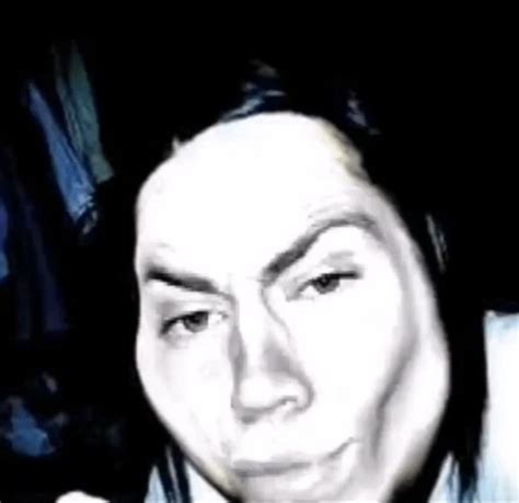 ปักพินโดย Suzannah Canderle ใน Creepy stuff | สยองขวัญ, ศิลปะสยองขวัญ ...